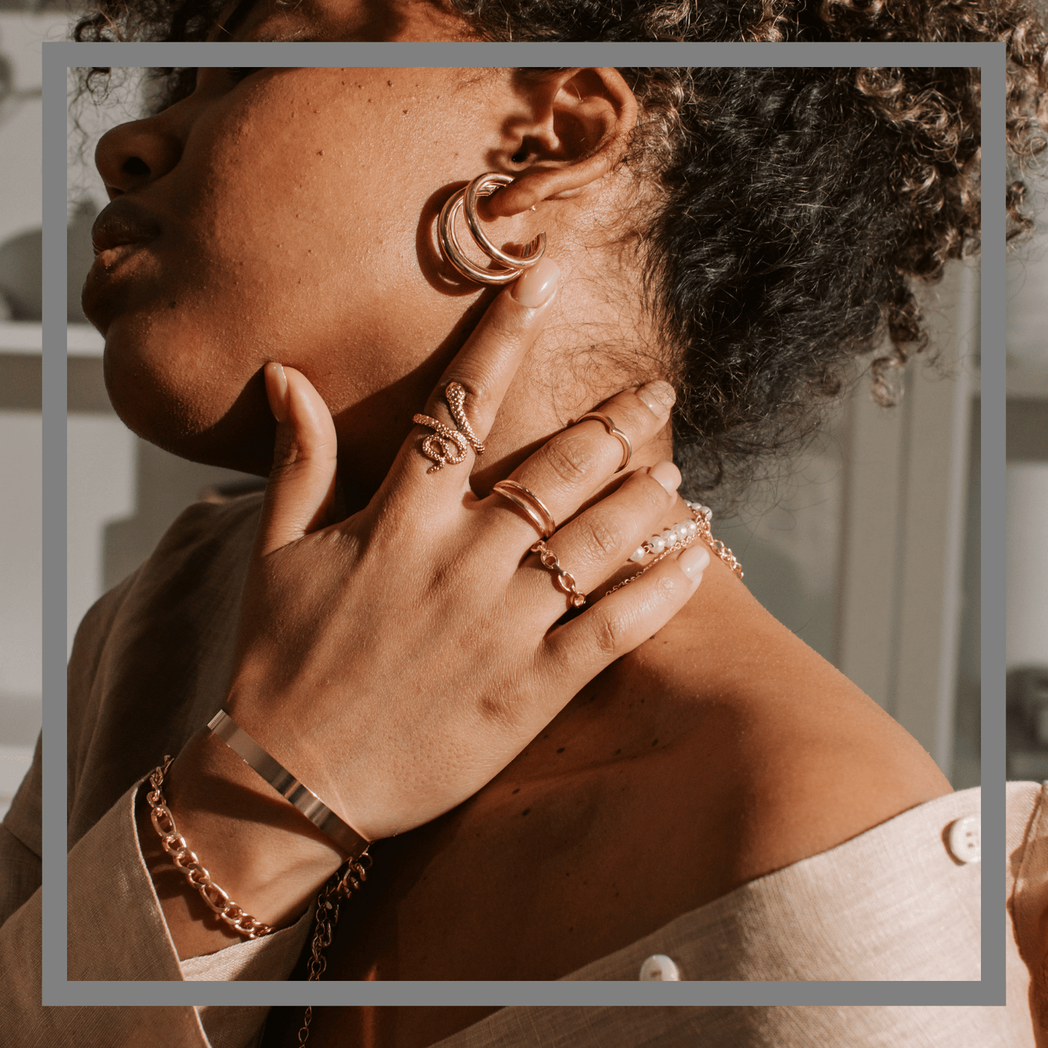 WOMEN BRACELETS